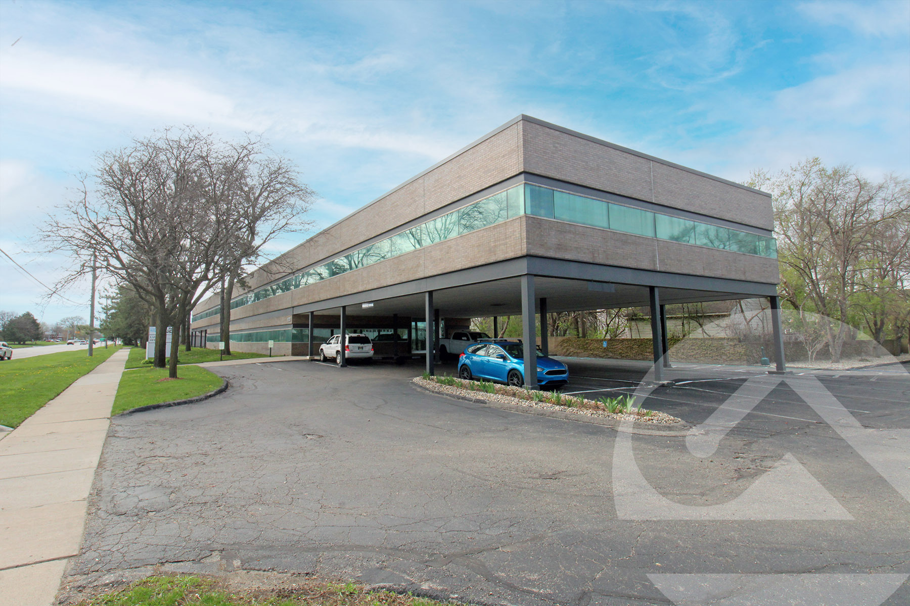 1133 E Maple Rd, Troy, MI for lease Building Photo- Image 1 of 18