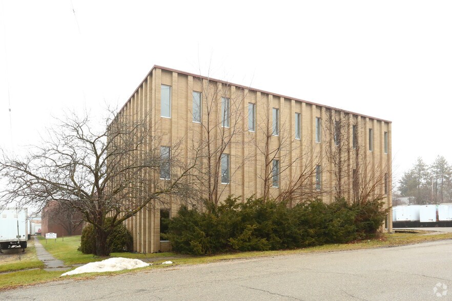 215 N Talbot St, Addison, MI for sale - Primary Photo - Image 1 of 1