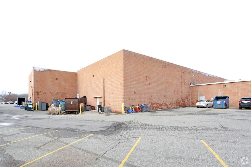 64920-64660 Van Dyke Rd, Washington, MI for lease - Building Photo - Image 3 of 15