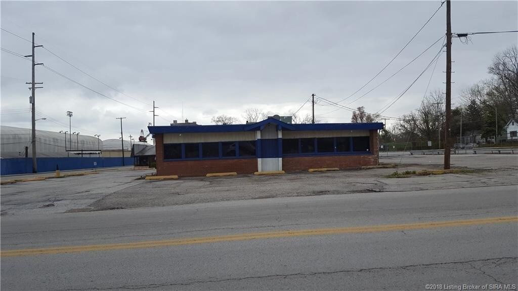 202 Main St, Jeffersonville, IN for sale Building Photo- Image 1 of 1