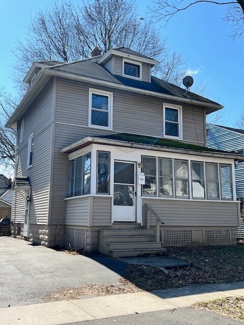 9 Welstead Pl, Rochester, NY for sale Primary Photo- Image 1 of 2