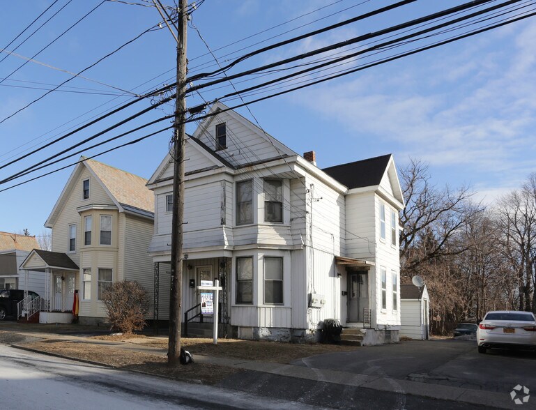 1043 Helderberg Ave, Schenectady, NY for sale - Primary Photo - Image 1 of 1