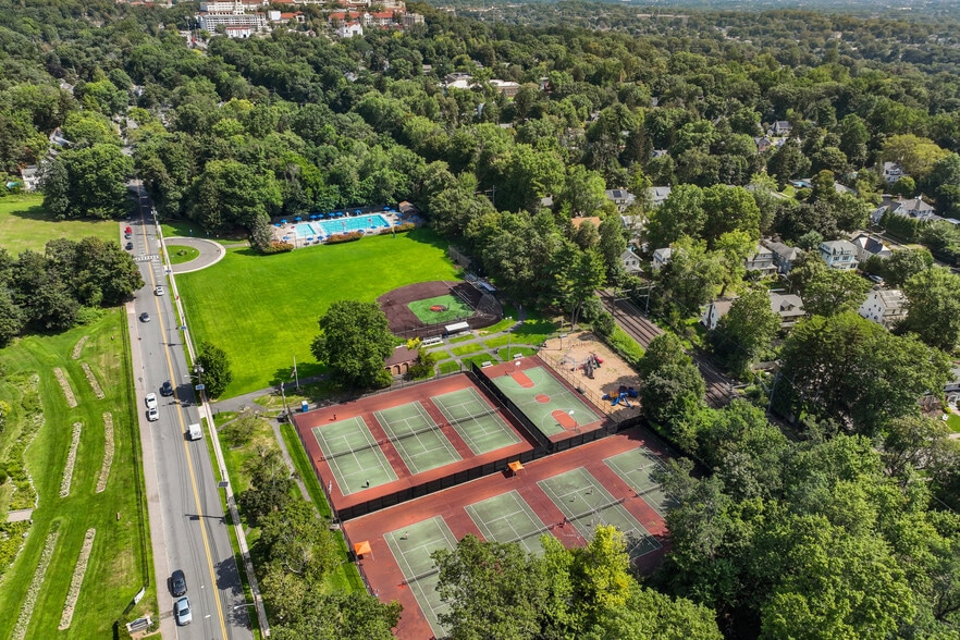 35 Belden Pl, Montclair, NJ for sale - Building Photo - Image 1 of 56