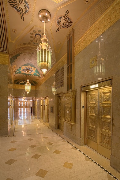 551 Fifth Ave, New York, NY for lease - Lobby - Image 2 of 8