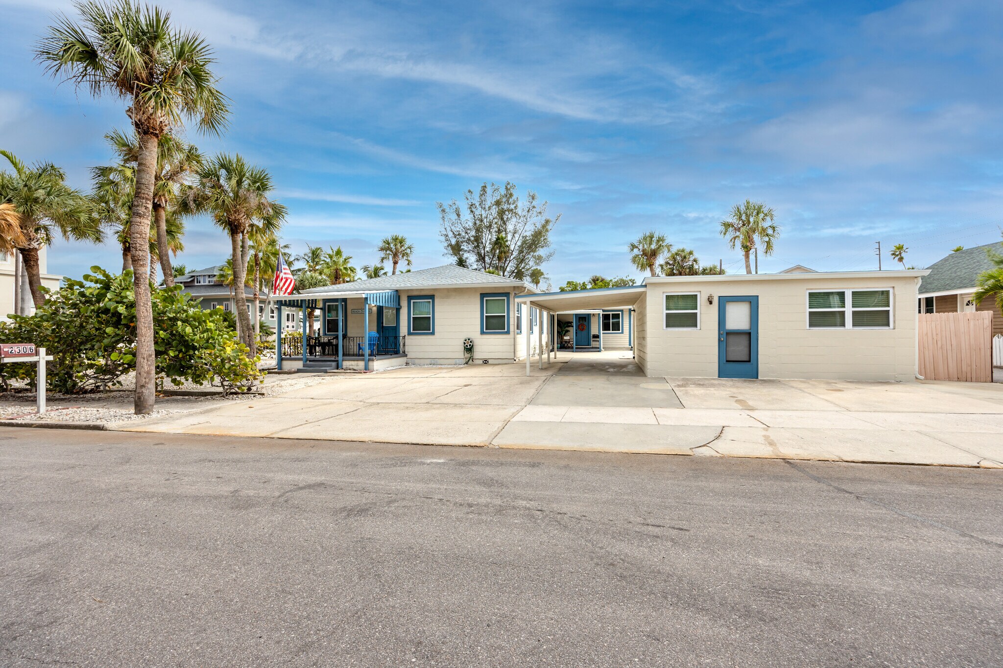 2606 Pass a Grille Way, Saint Pete Beach, FL for sale Primary Photo- Image 1 of 1