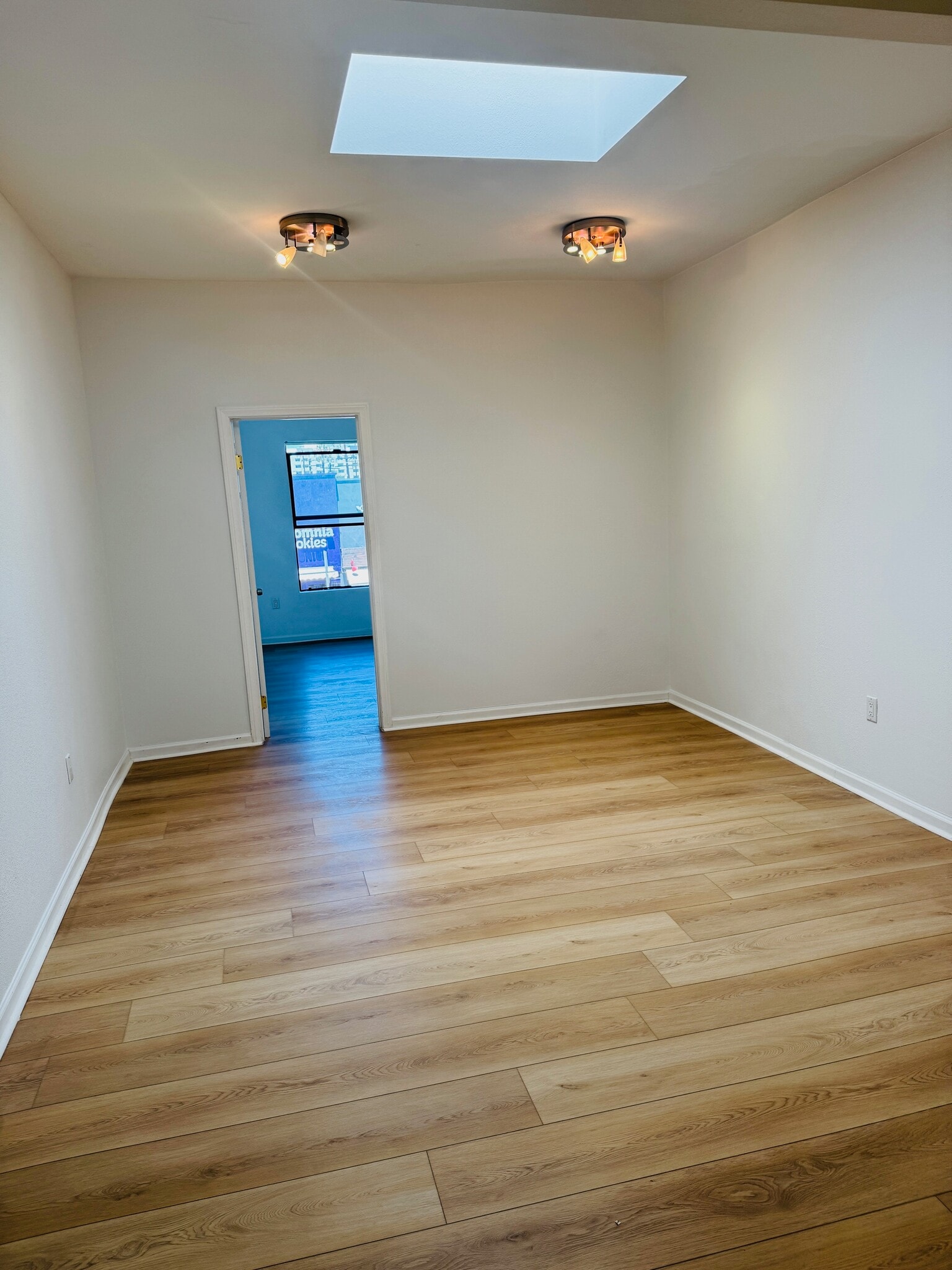 3039-3051 University Ave, San Diego, CA for lease Interior Photo- Image 1 of 3