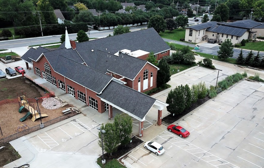 7820 Mission Rd, Prairie Village, KS for sale - Building Photo - Image 1 of 1