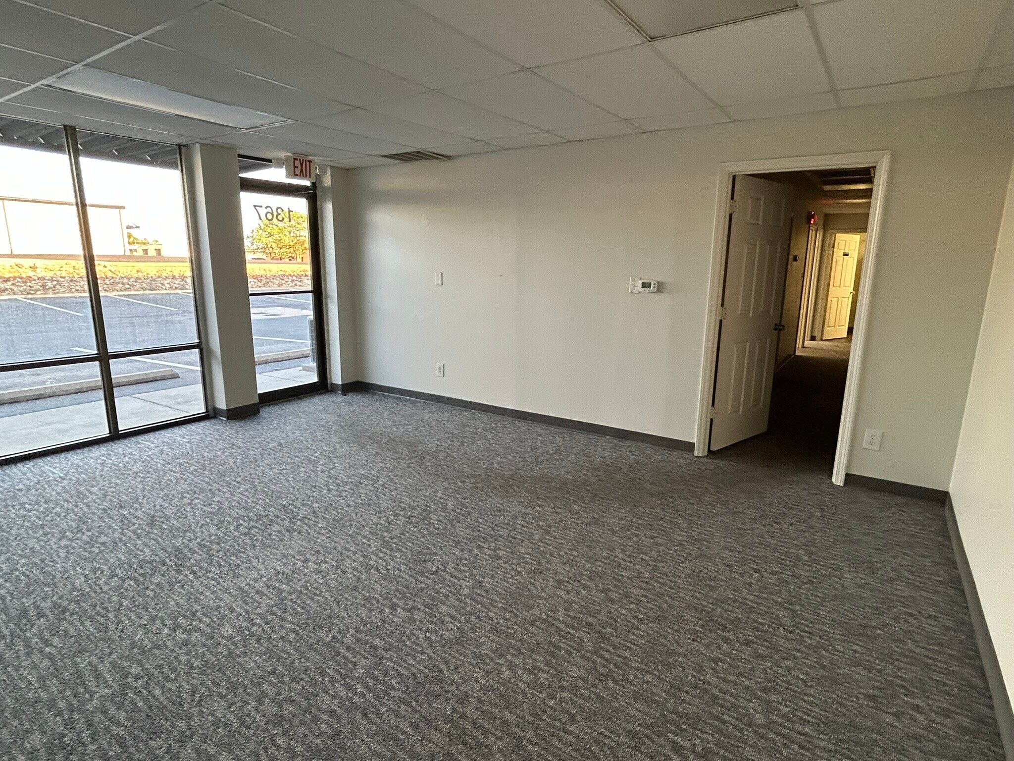 1381 South Park Dr, Kernersville, NC for lease Interior Photo- Image 1 of 4