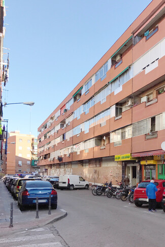 More details for Calle De Albacete, 1, Fuenlabrada - Multifamily for Sale