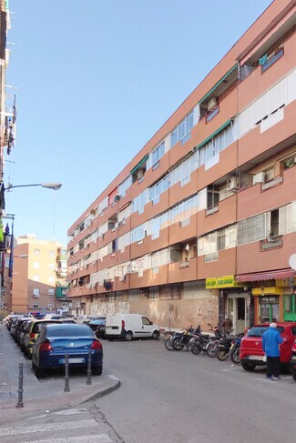 More details for Calle Leganés, 29, Fuenlabrada - Multifamily for Sale