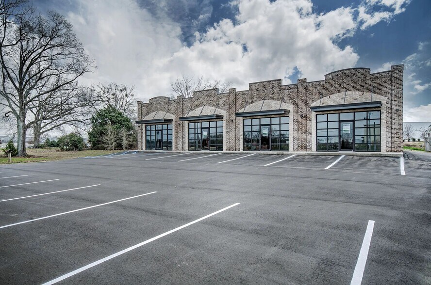 464 Church Rd, Gluckstadt, MS for sale - Building Photo - Image 1 of 1