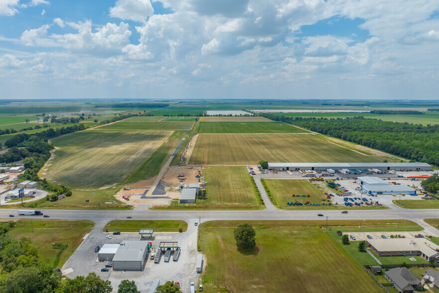 6106 Southwest Dr, Jonesboro, AR for sale - Aerial - Image 1 of 1