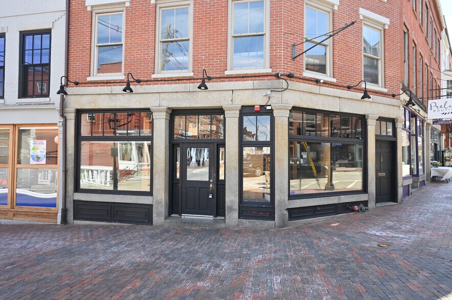 2 Bow St, Portsmouth, NH for sale - Building Photo - Image 1 of 1