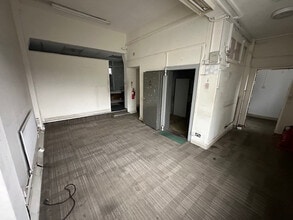 3-4 Stafford Rd, Wolverhampton for lease Interior Photo- Image 2 of 3
