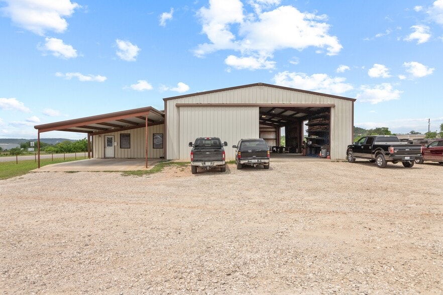 2684 W US Highway 290, Fredericksburg, TX for sale - Primary Photo - Image 1 of 29
