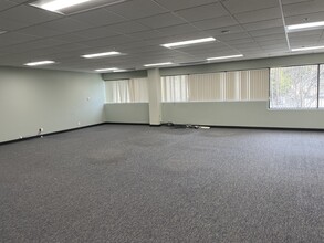 210 Bear Hill Rd, Waltham, MA for lease Interior Photo- Image 2 of 2