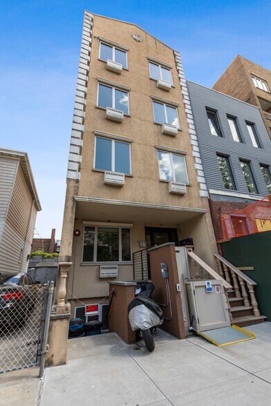 30-59 38th St, Astoria, NY for sale - Building Photo - Image 1 of 1