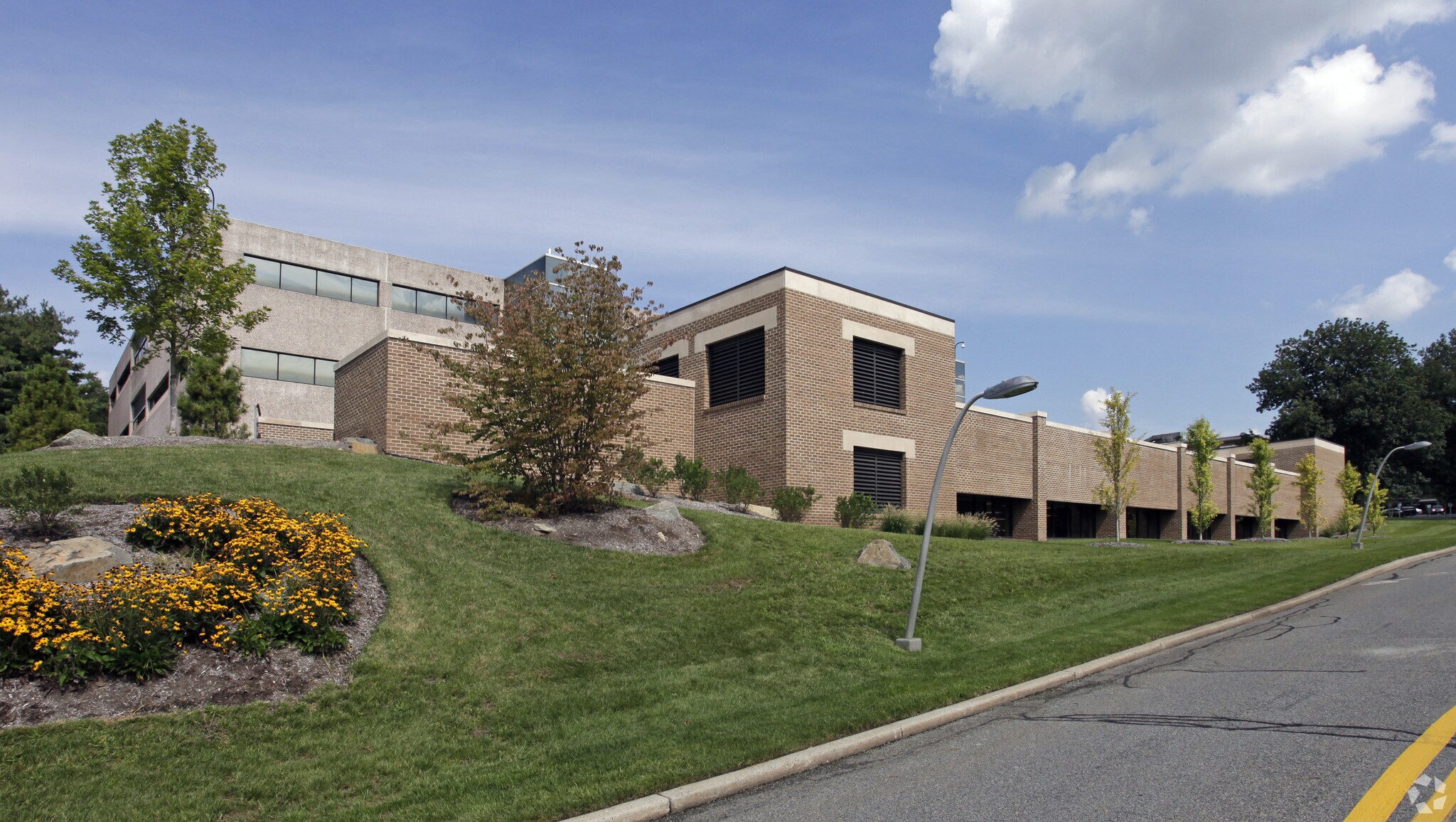 800 Sylvan Ave, Englewood Cliffs, NJ 07632 Unilever / Best Foods