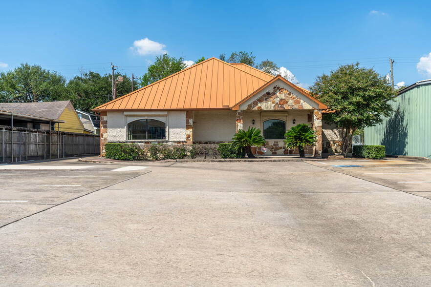 3208 Broadway St, Houston, TX for sale - Building Photo - Image 1 of 1