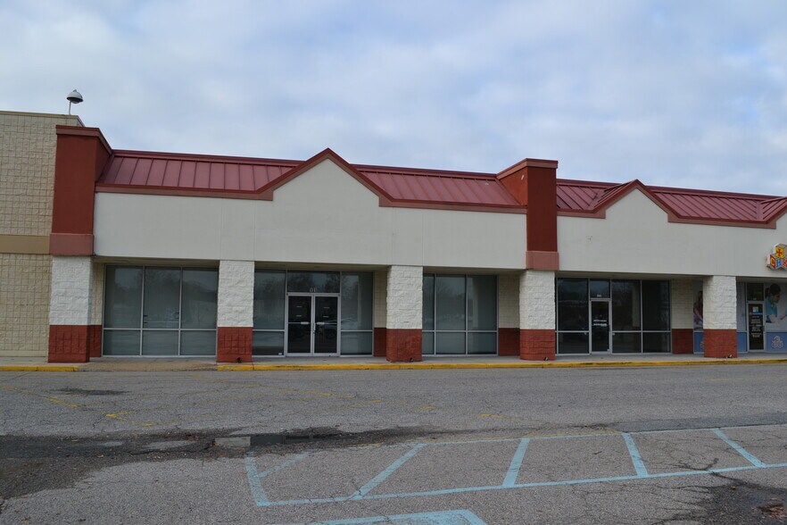 1529 International Blvd, Norfolk, VA for lease - Building Photo - Image 2 of 6