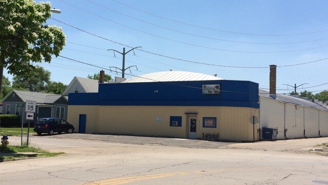 136 W Charles St, Kankakee, IL for sale - Building Photo - Image 1 of 1