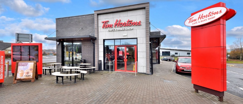 2 East Av, Paisley for sale - Building Photo - Image 2 of 5