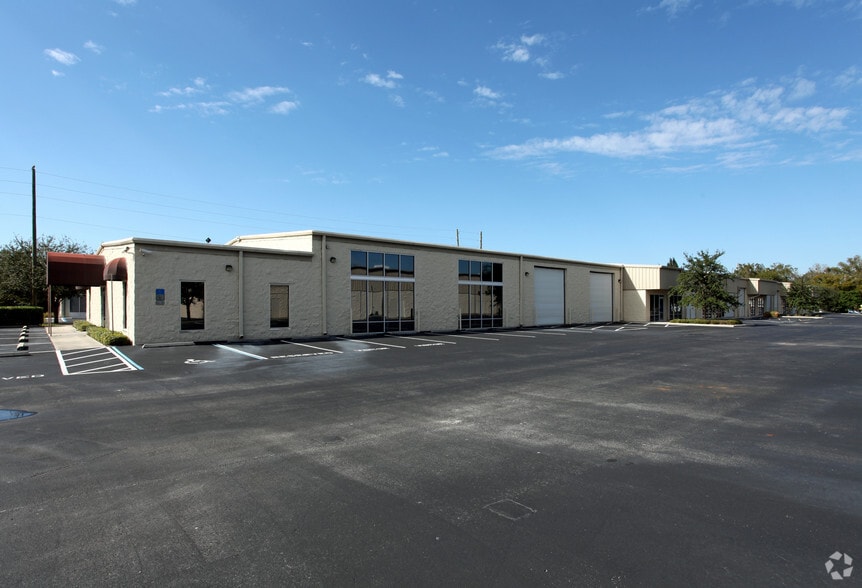 7225 Sandscove Ct, Winter Park, FL for lease - Building Photo - Image 1 of 7