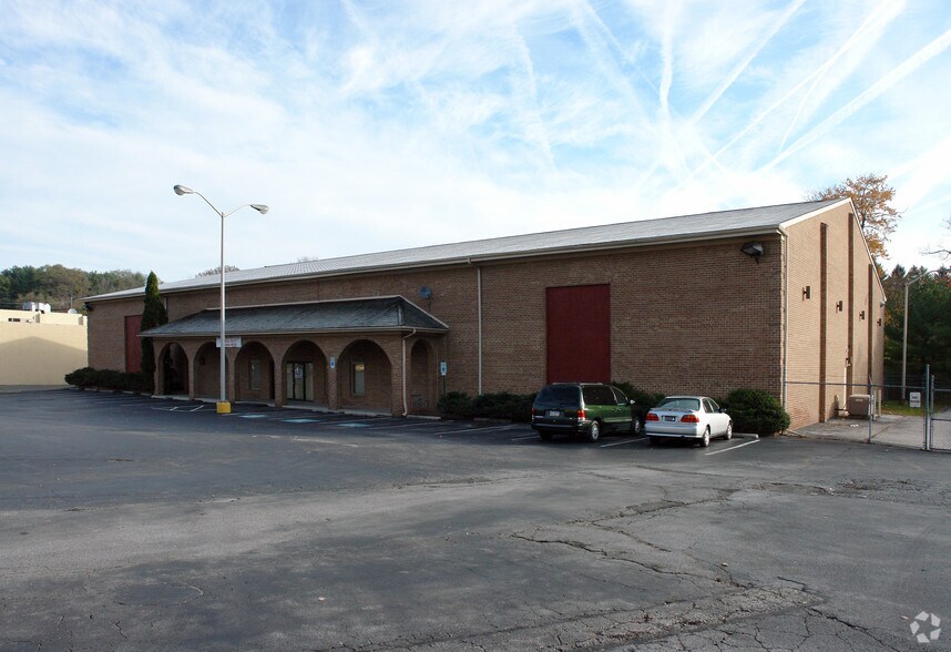 43 Marchwood Rd, Exton, PA 19341