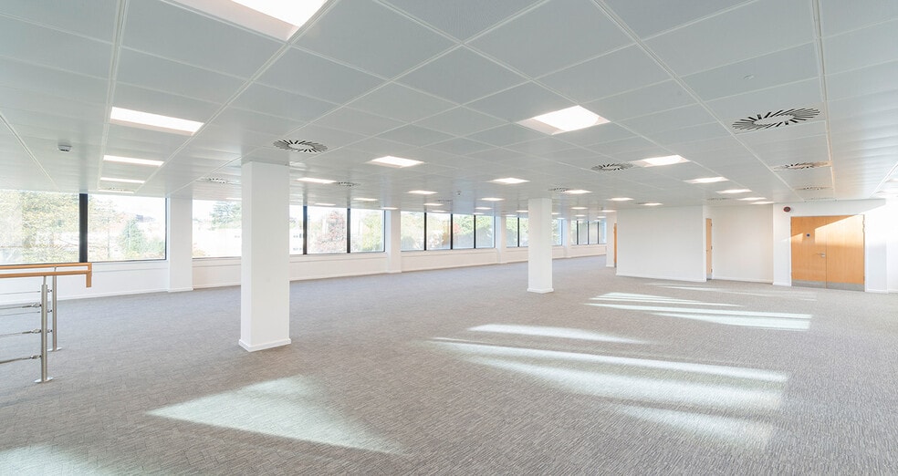 Blenheim Ct, Solihull for lease - Interior Photo - Image 3 of 11