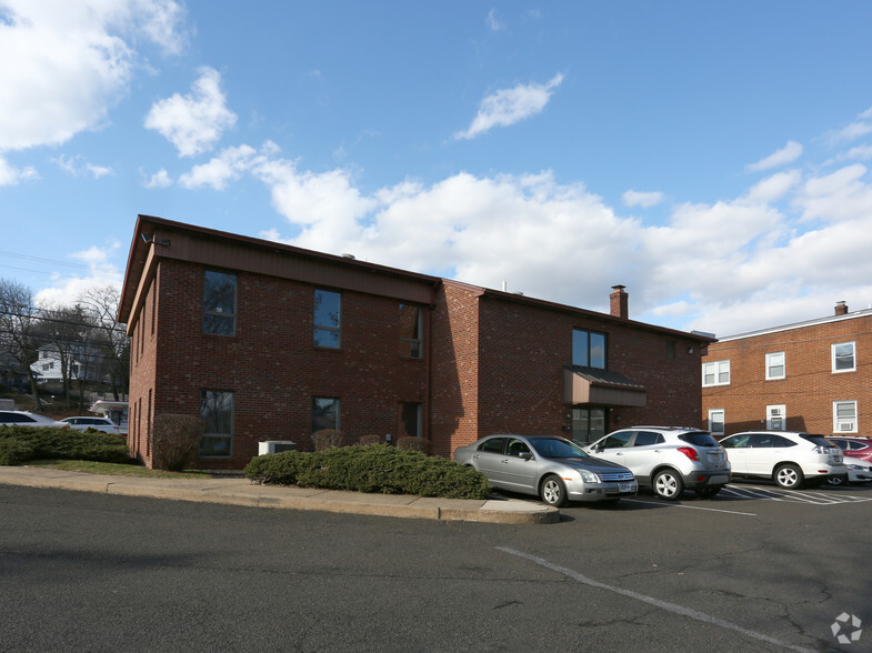 349 York Rd, Willow Grove, PA for lease - Primary Photo - Image 1 of 41