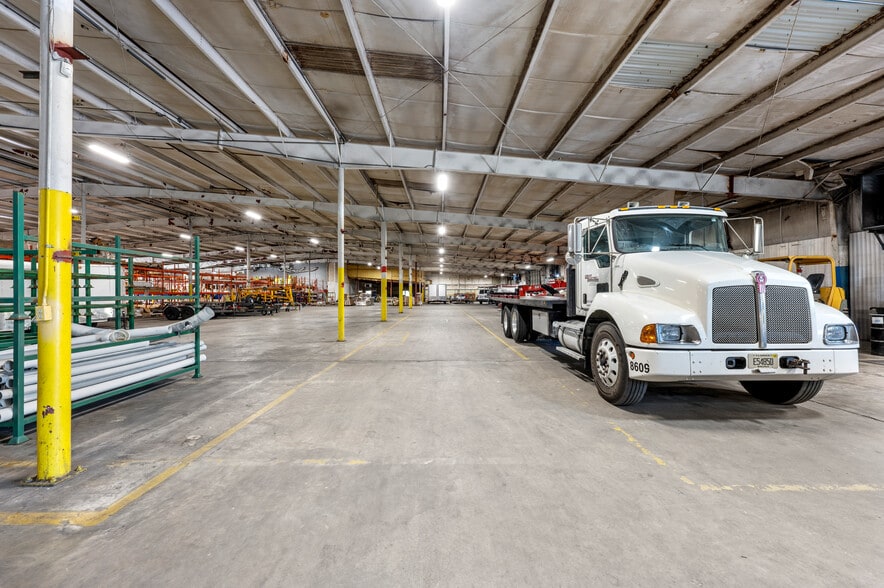 5115 Frontage Rd N, Lakeland, FL for lease - Building Photo - Image 3 of 25