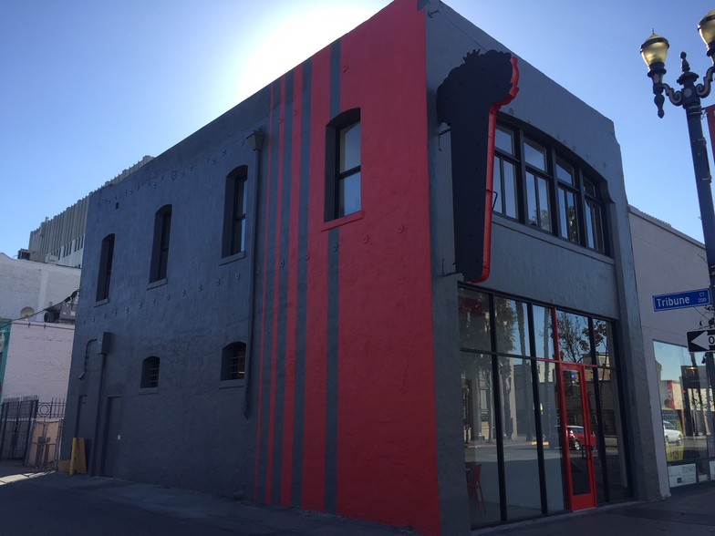 120 E 3rd St, Long Beach, CA for lease - Primary Photo - Image 1 of 21