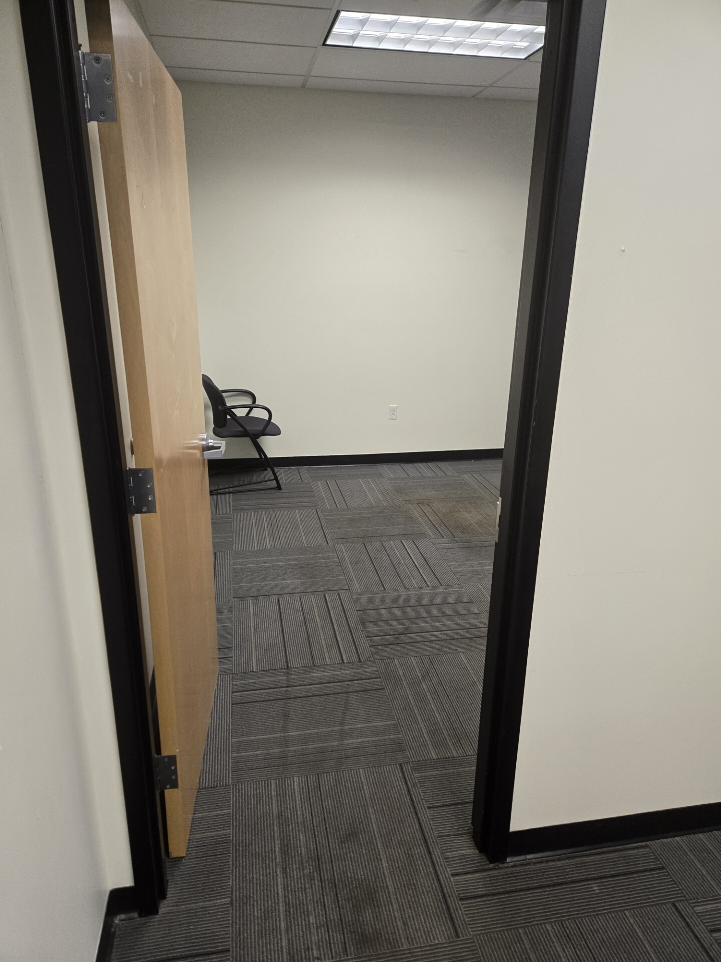 7220 N Lindbergh Blvd, Hazelwood, MO for lease Building Photo- Image 1 of 4