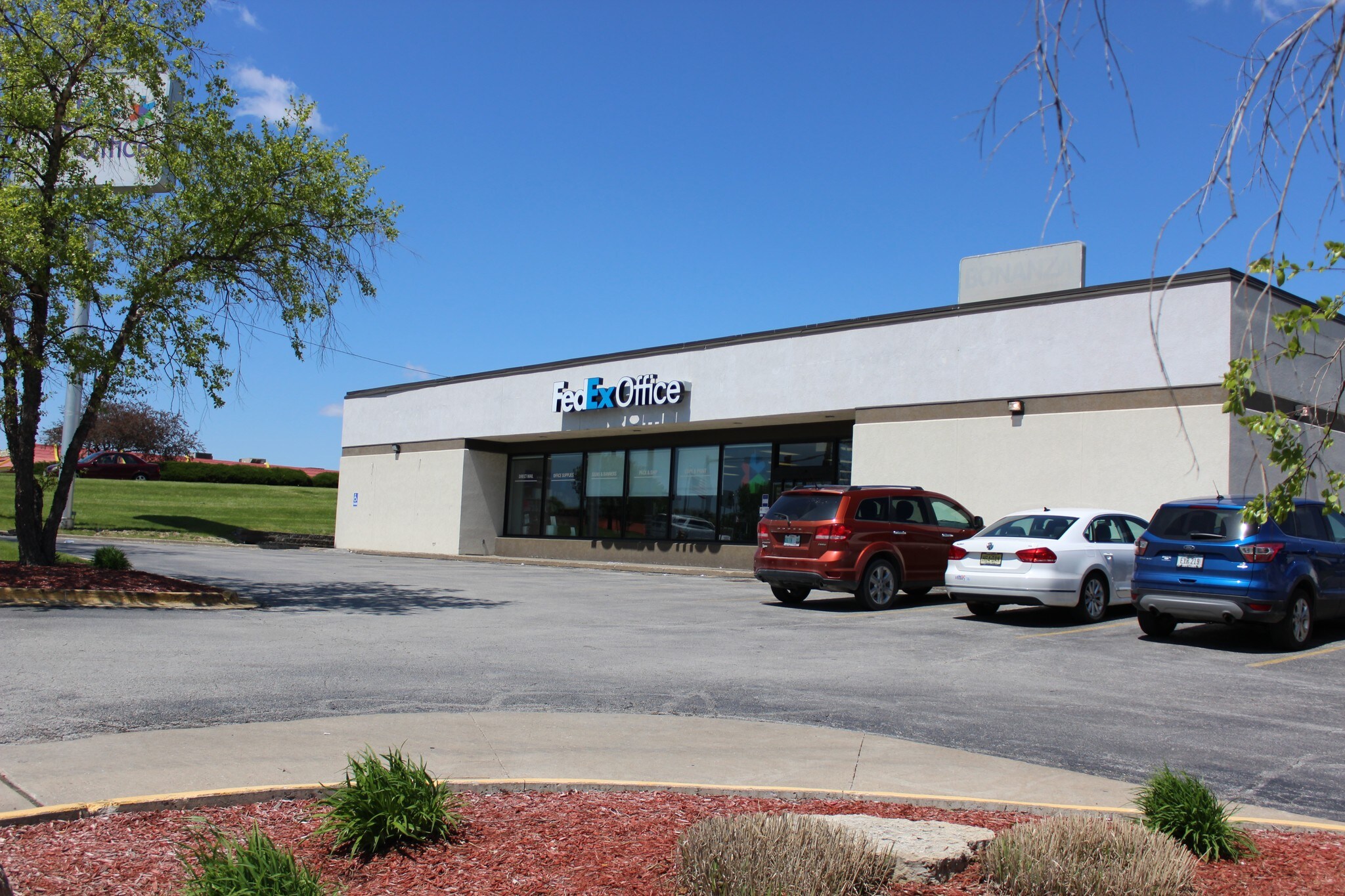 110 E 50th St, Davenport, IA for sale Building Photo- Image 1 of 1