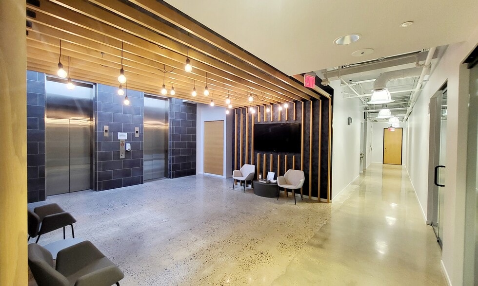 5501 Backlick Rd, Springfield, VA for lease - Interior Photo - Image 2 of 7