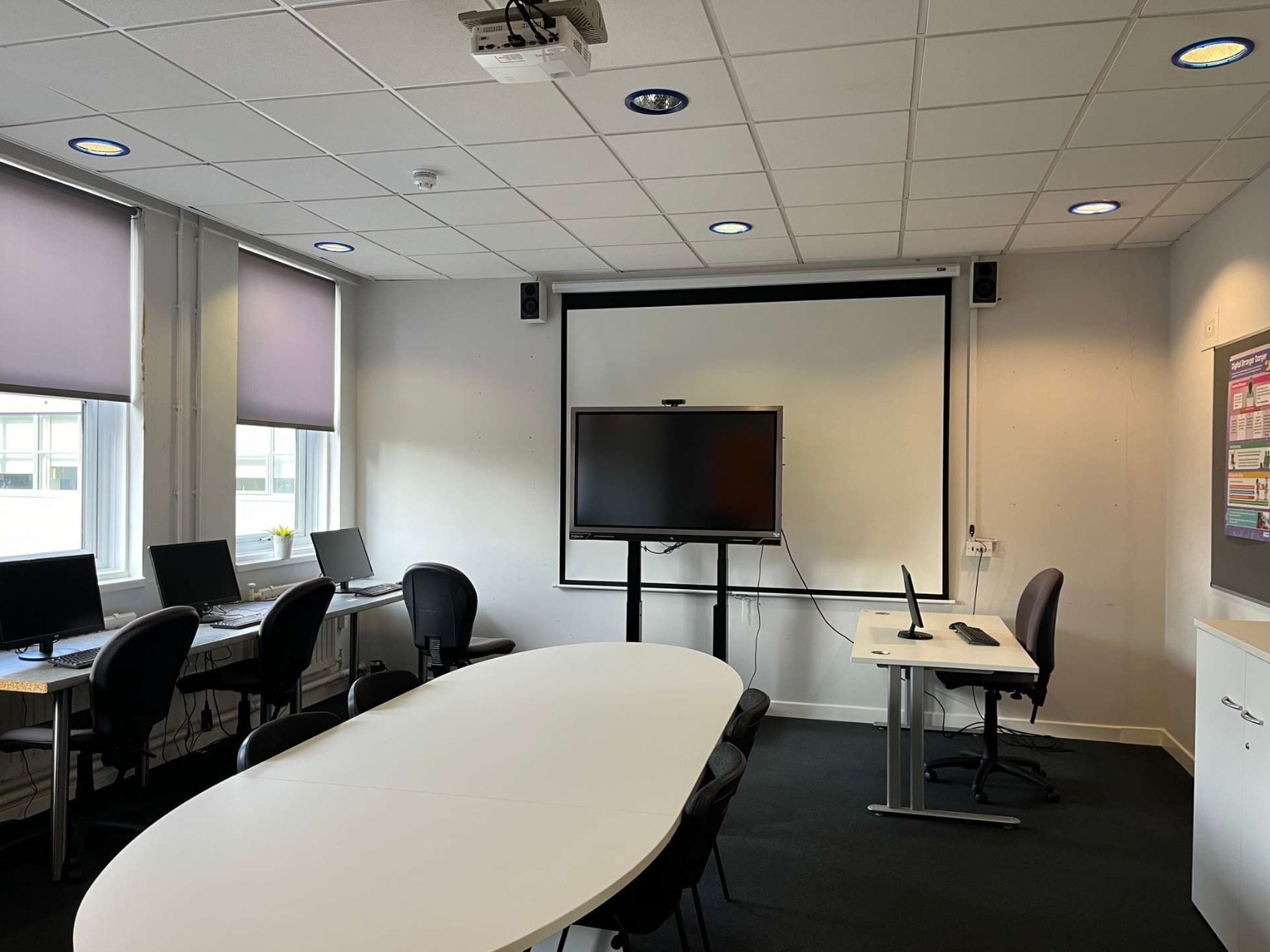 East Tyndall St, Cardiff for sale Interior Photo- Image 1 of 1