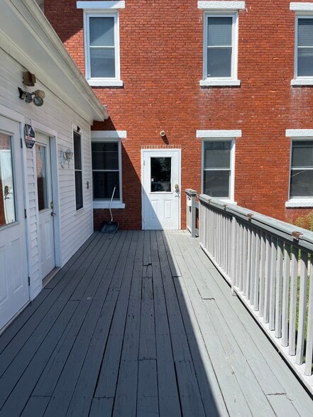 1390 Mendon Rd, Cumberland, RI for lease - Building Photo - Image 2 of 2