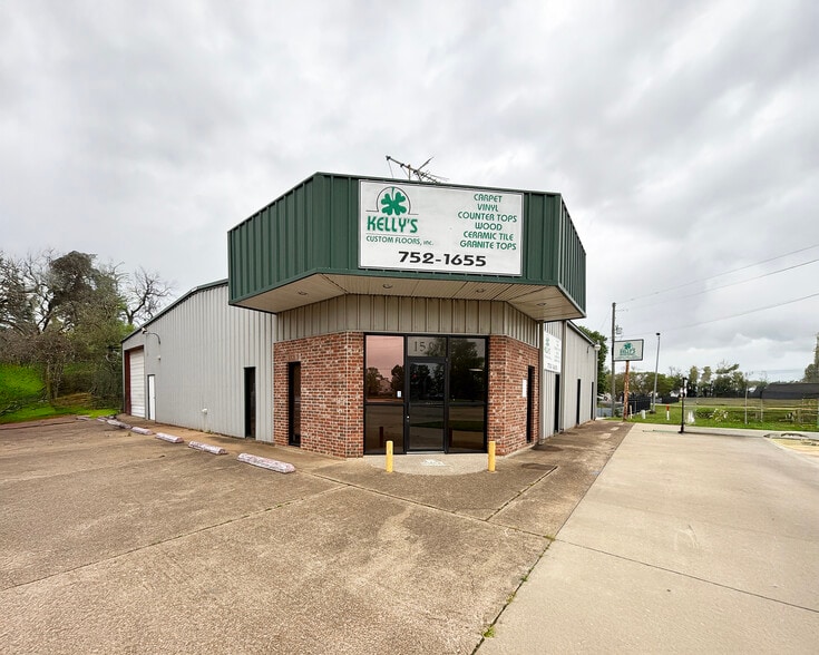 1507 E Texas St, Bossier City, LA 71111 - Kelly's | LoopNet