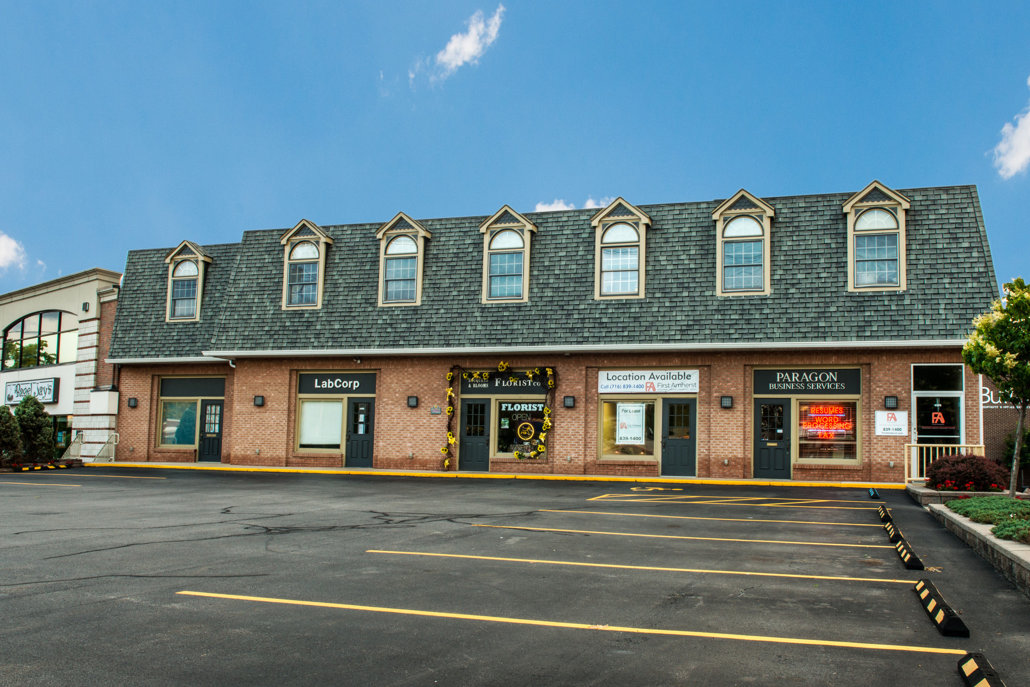 4500-4504 Main St, Amherst, NY for sale Primary Photo- Image 1 of 1