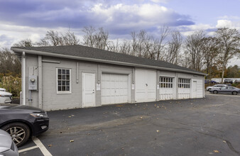 450-456 Boston Post Rd, Weston, MA for lease Building Photo- Image 2 of 11