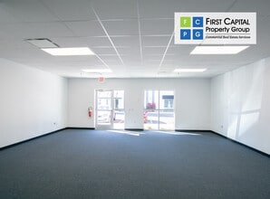 7906 Kingspointe Pky, Orlando, FL for lease Interior Photo- Image 2 of 2