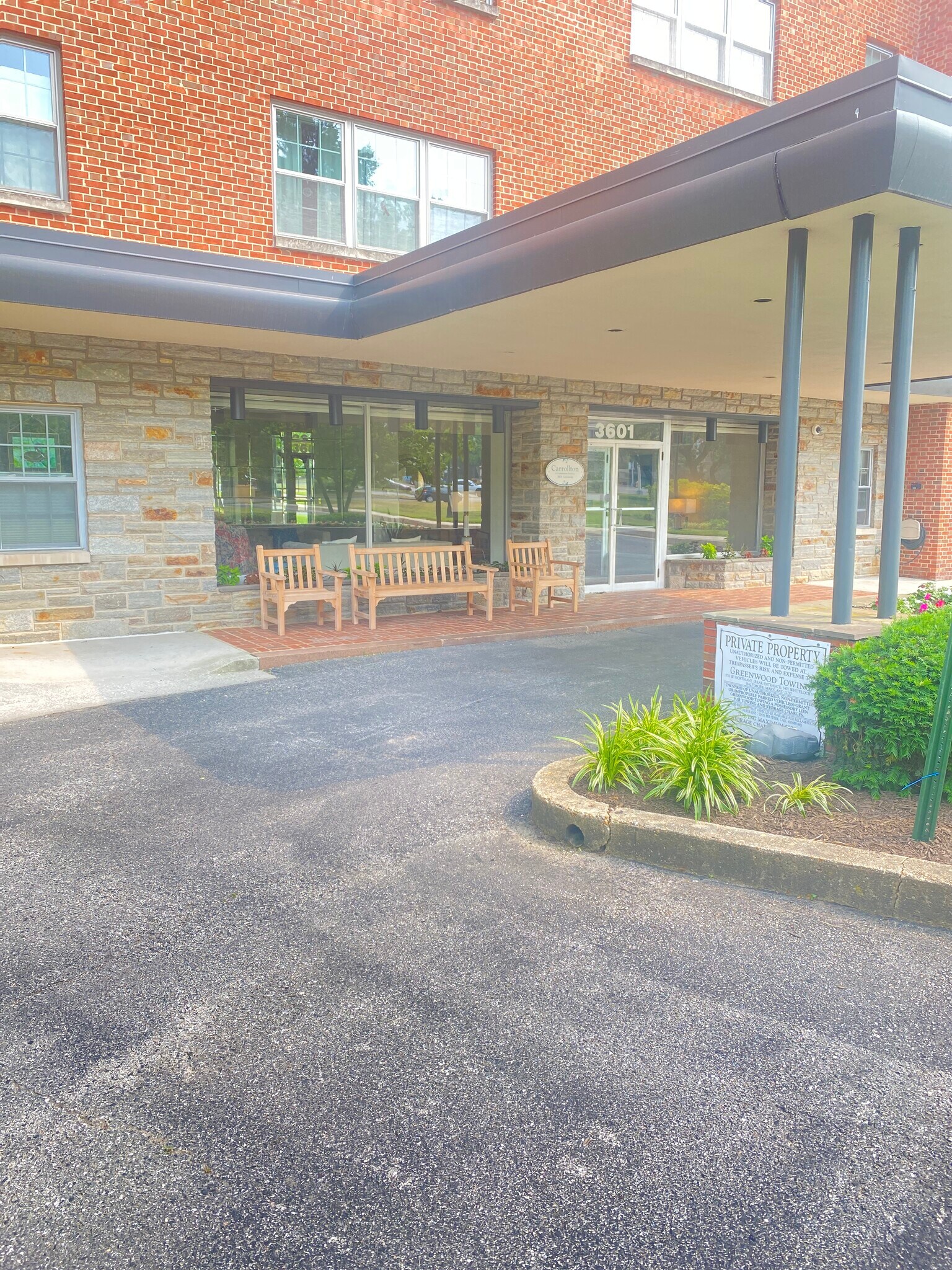 3601 Greenway, Baltimore, MD 21218 Carrollton Condominiums