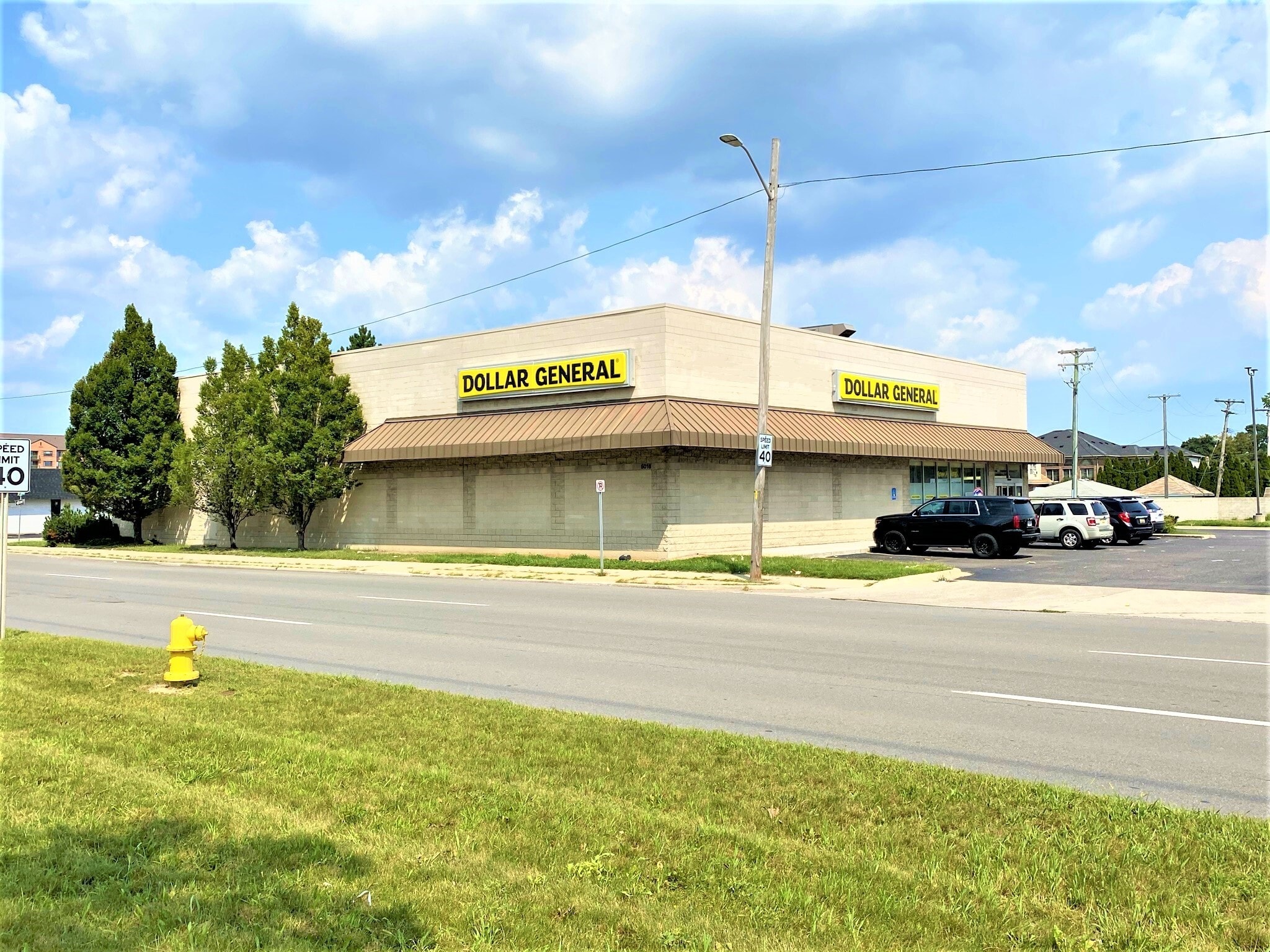 5016 Greenfield Rd, Dearborn, MI 48126