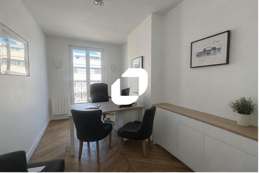 99 Rue Saint-Lazare, Paris for lease - Interior Photo - Image 1 of 8
