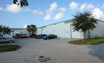 825 15th St, Lake Park FL - Warehouse