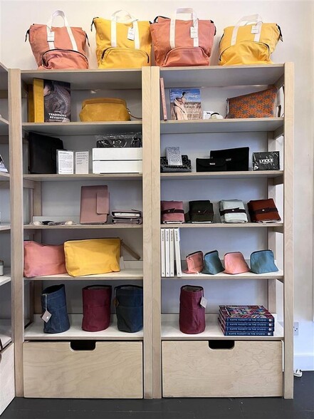 127 Stoke Newington High St, London for lease - Interior Photo - Image 3 of 7