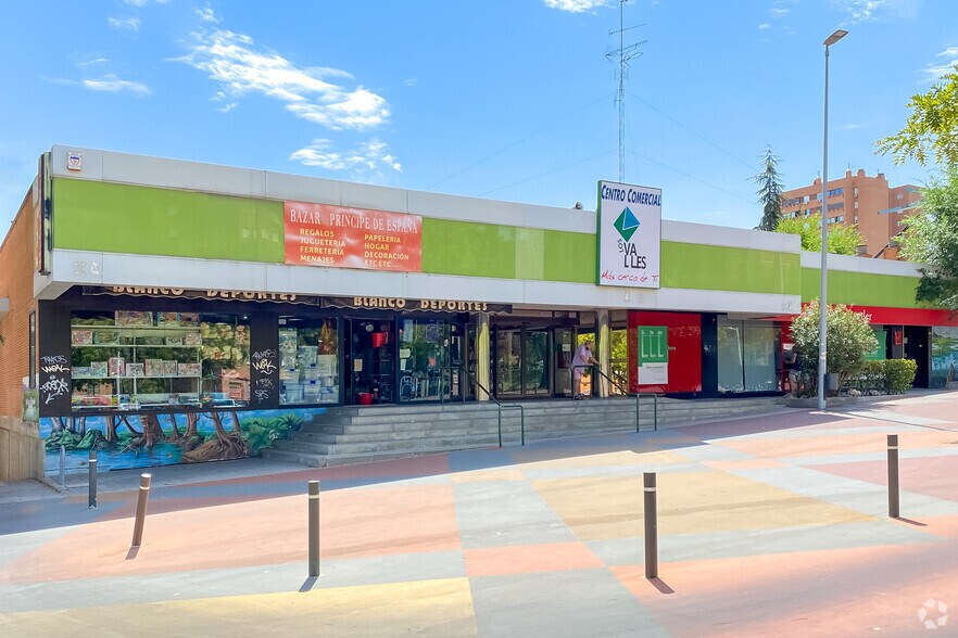 Retail in Coslada, Madrid for sale - Building Photo - Image 3 of 4