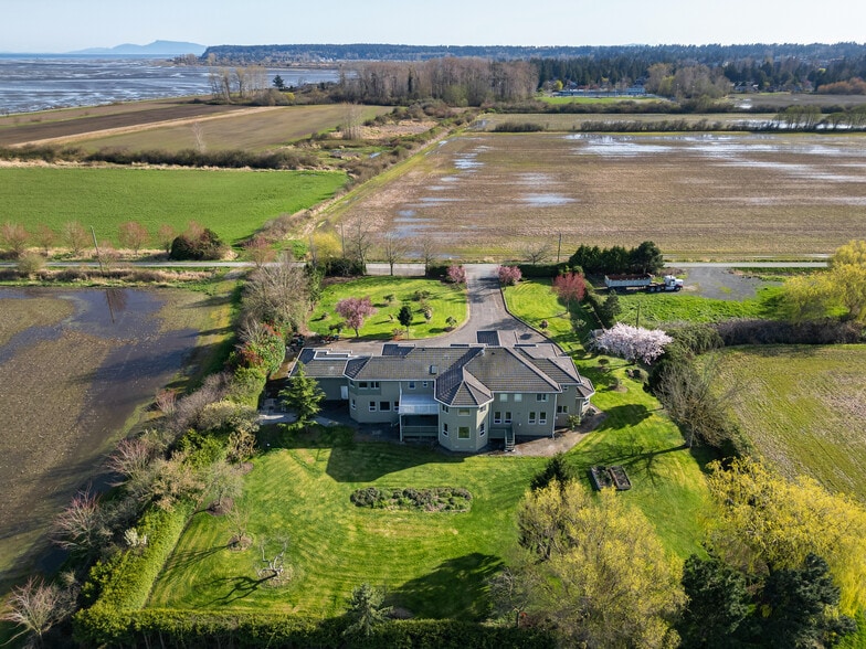 2150 56 St, Delta, BC for sale - Building Photo - Image 3 of 15