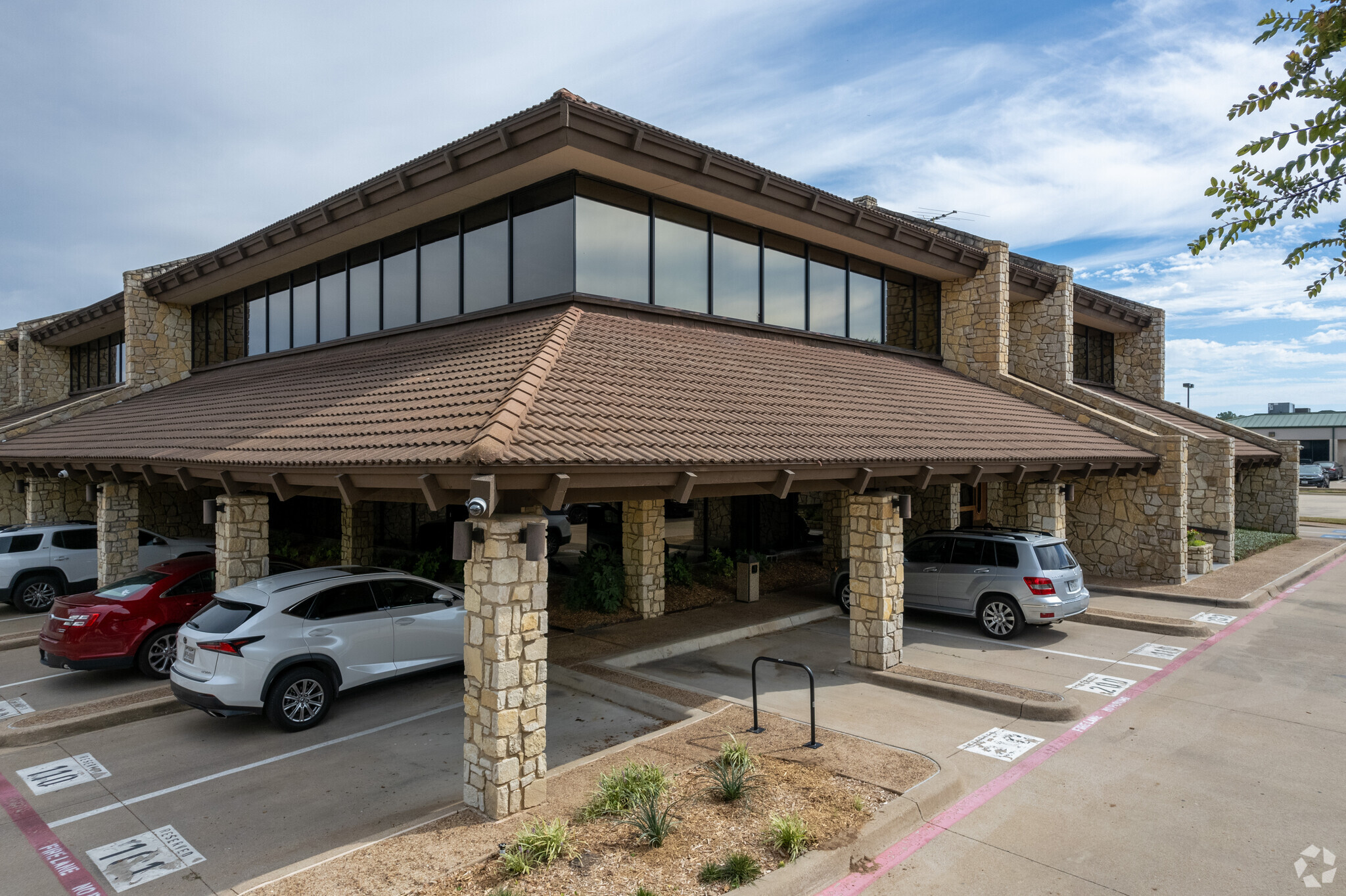 2800 S Hulen St, Fort Worth, TX for lease Primary Photo- Image 1 of 4