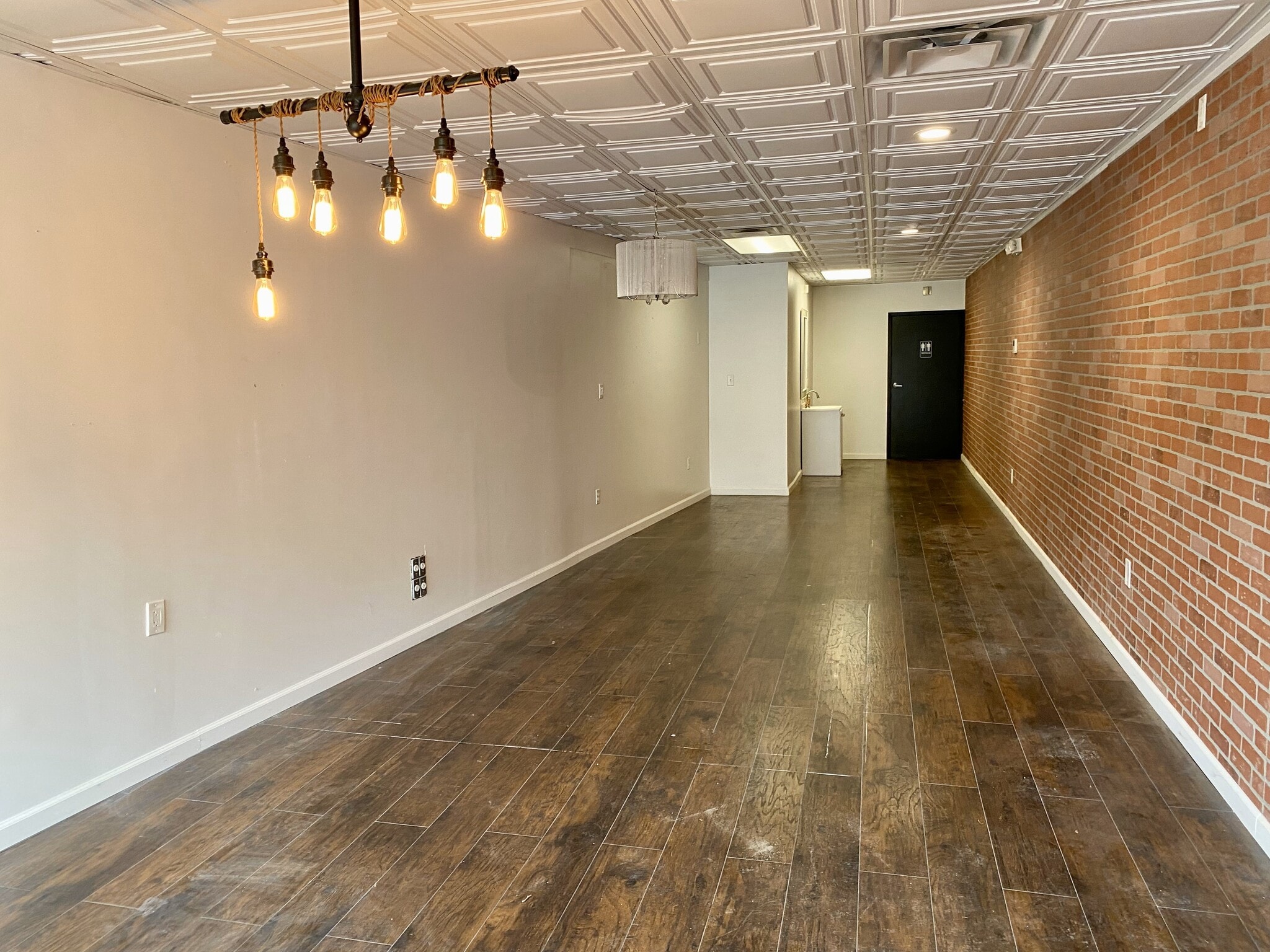 20-26 N Main St, Southington, CT for lease Building Photo- Image 1 of 6